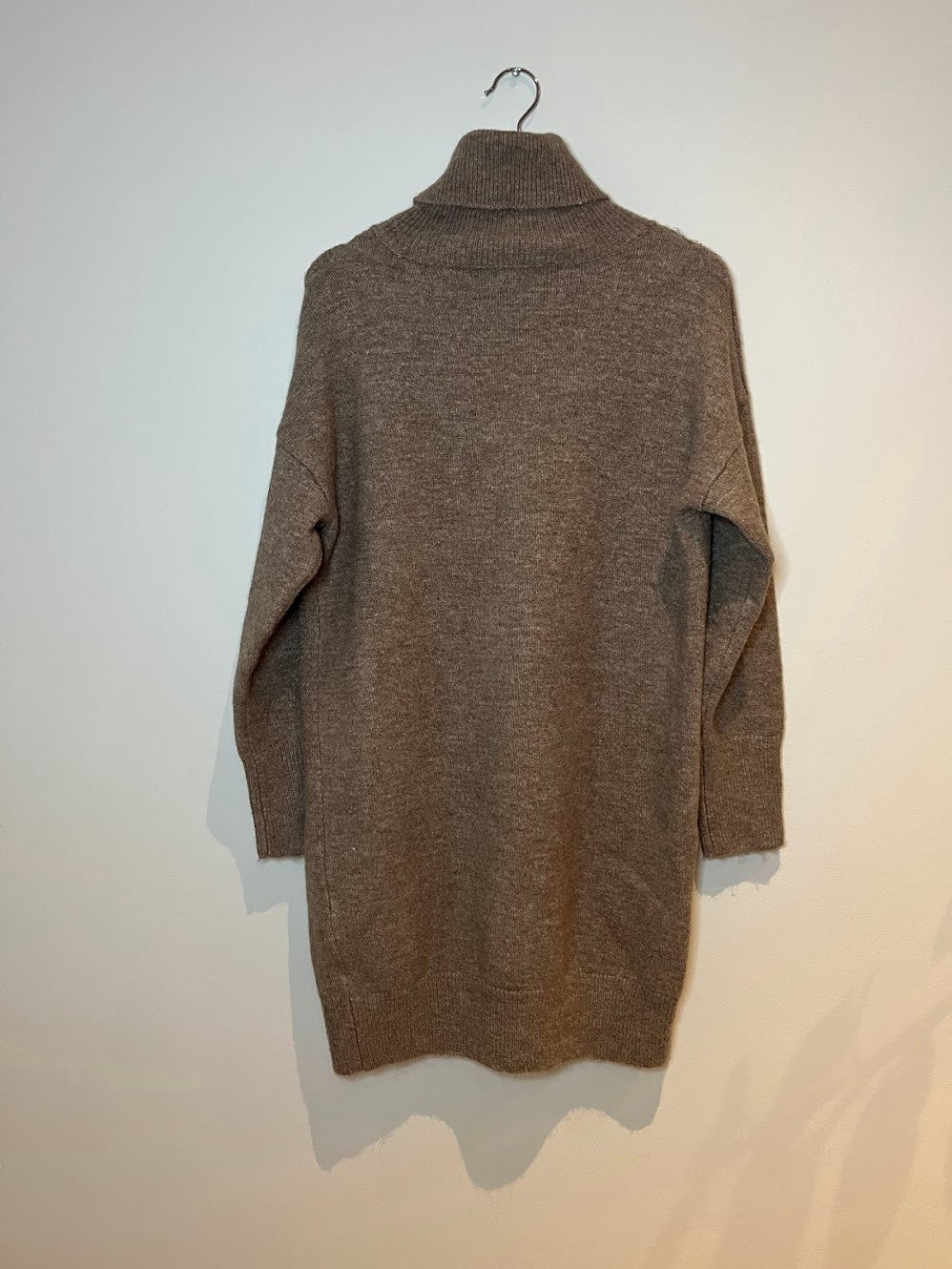 M/L - Peysukjóll Ljósbrúnn