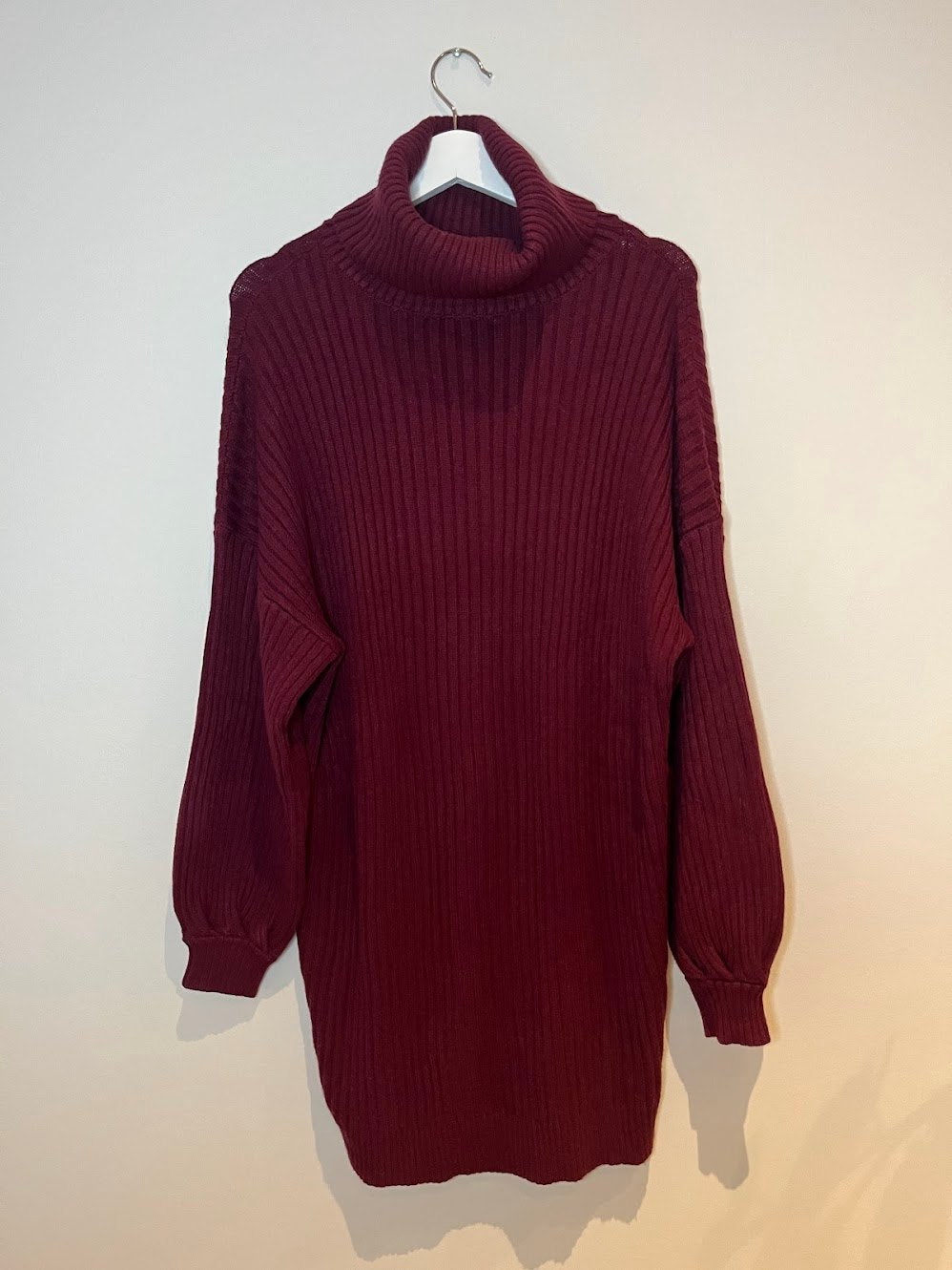 XL - Peysukjóll Dökkrauður