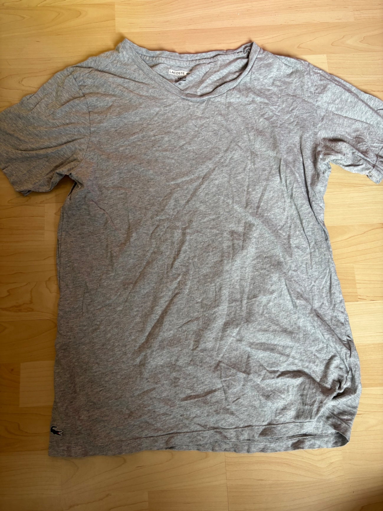 Lacoste bolur L