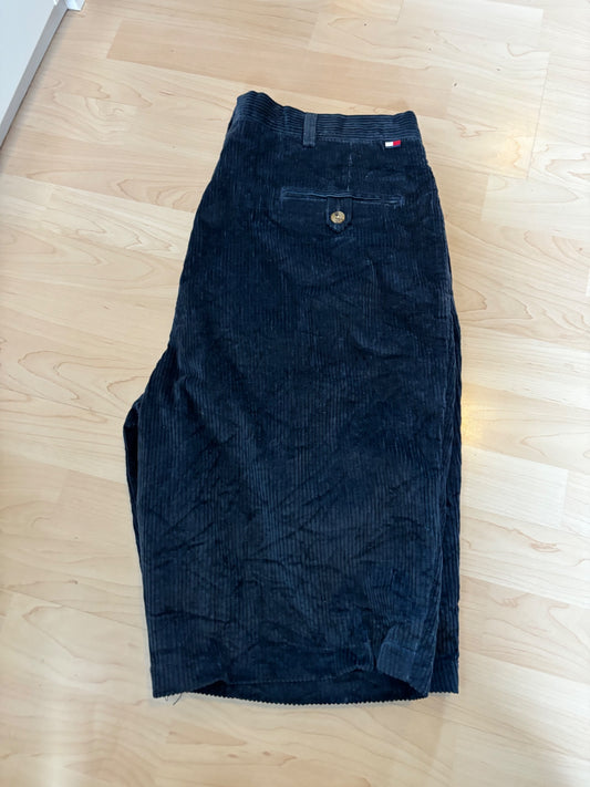 Hilfinger stuttbuxur 38x30