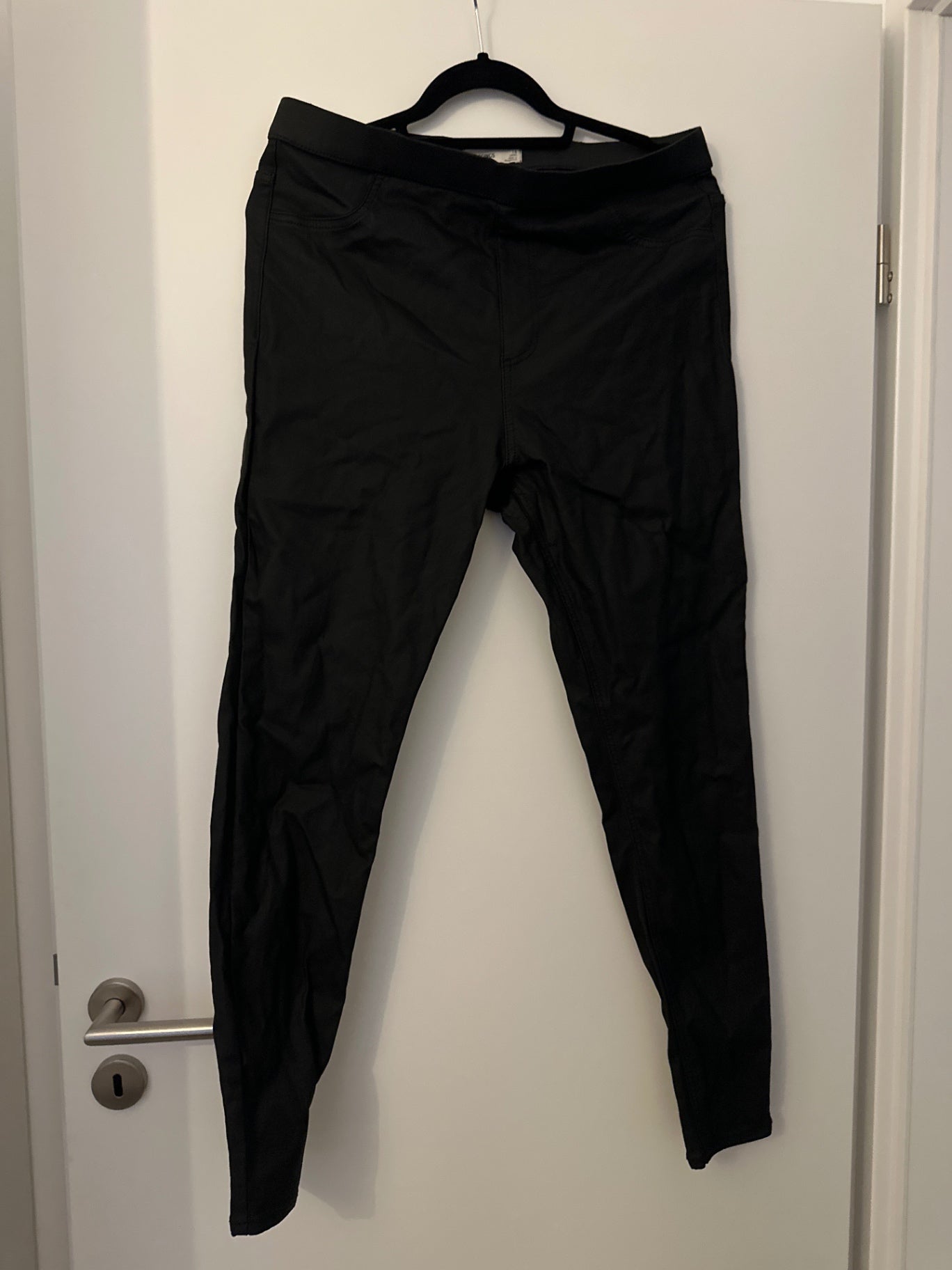 16 pleðurbuxur