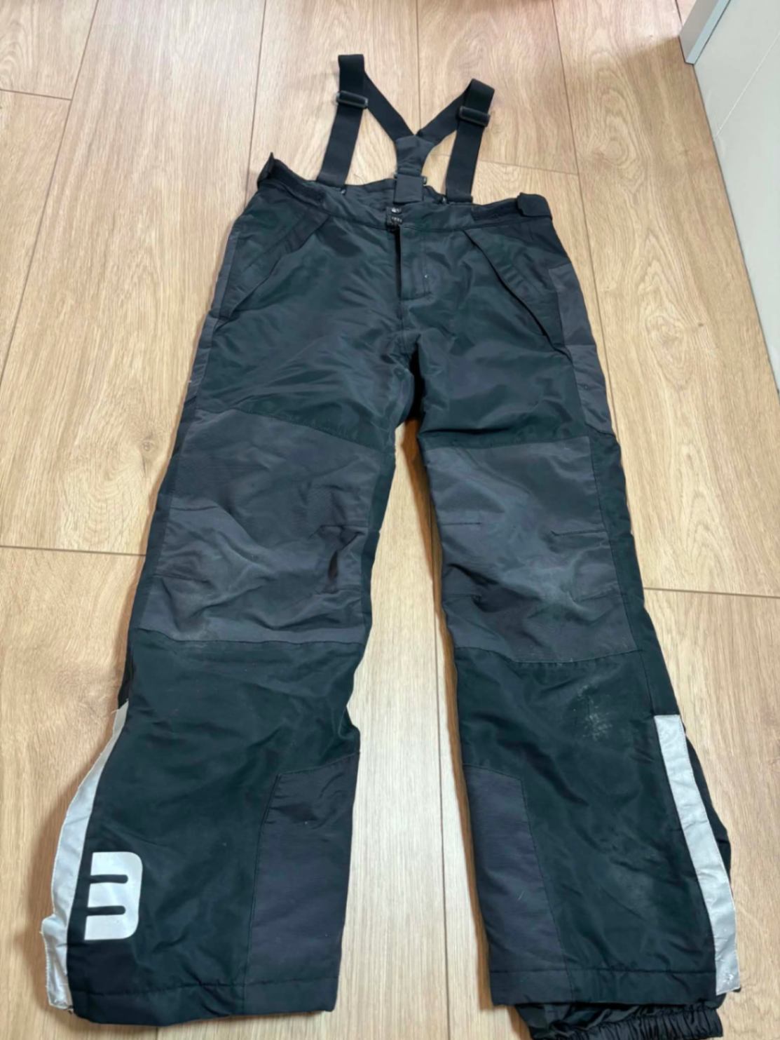 164 snjóbuxur
