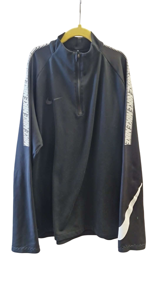 Nike peysa drifit 158/170