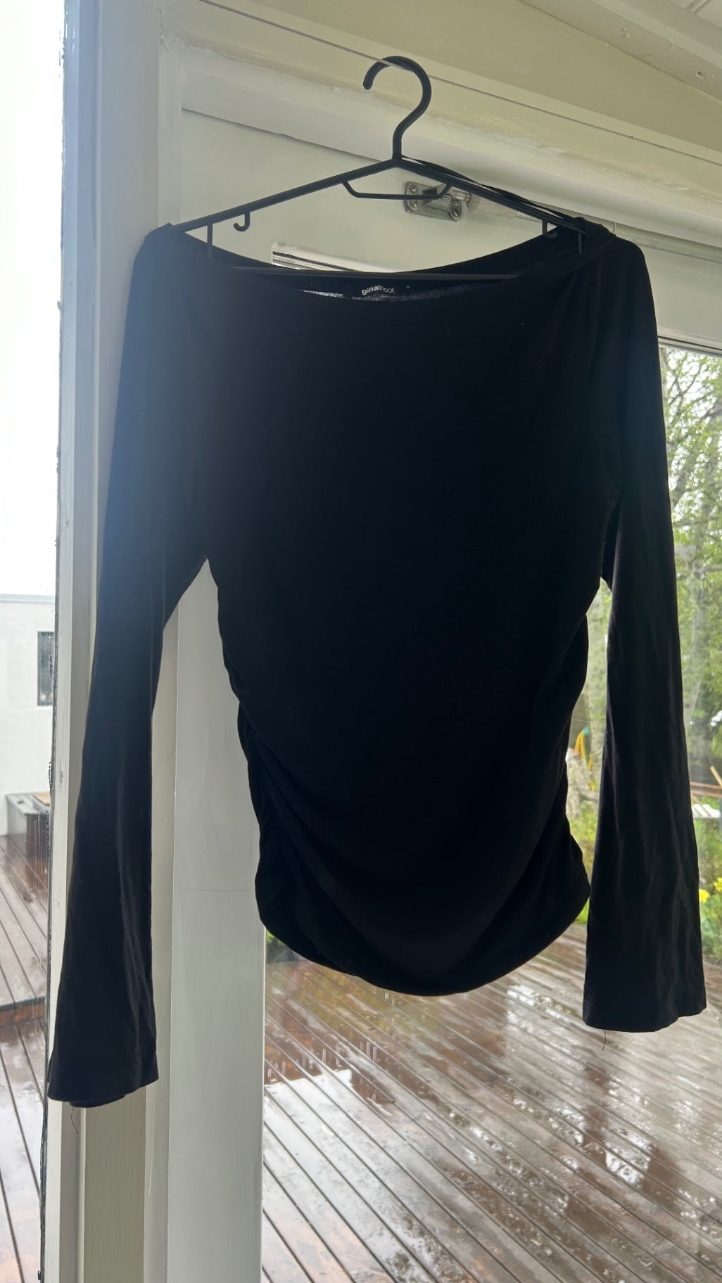 M gina tricot off shoulder