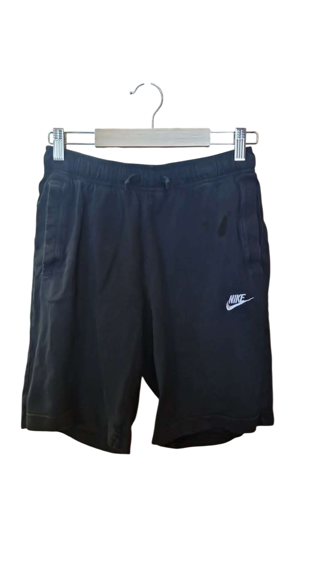 Nike stuttbuxur S, blettur við vasa sést á mynd