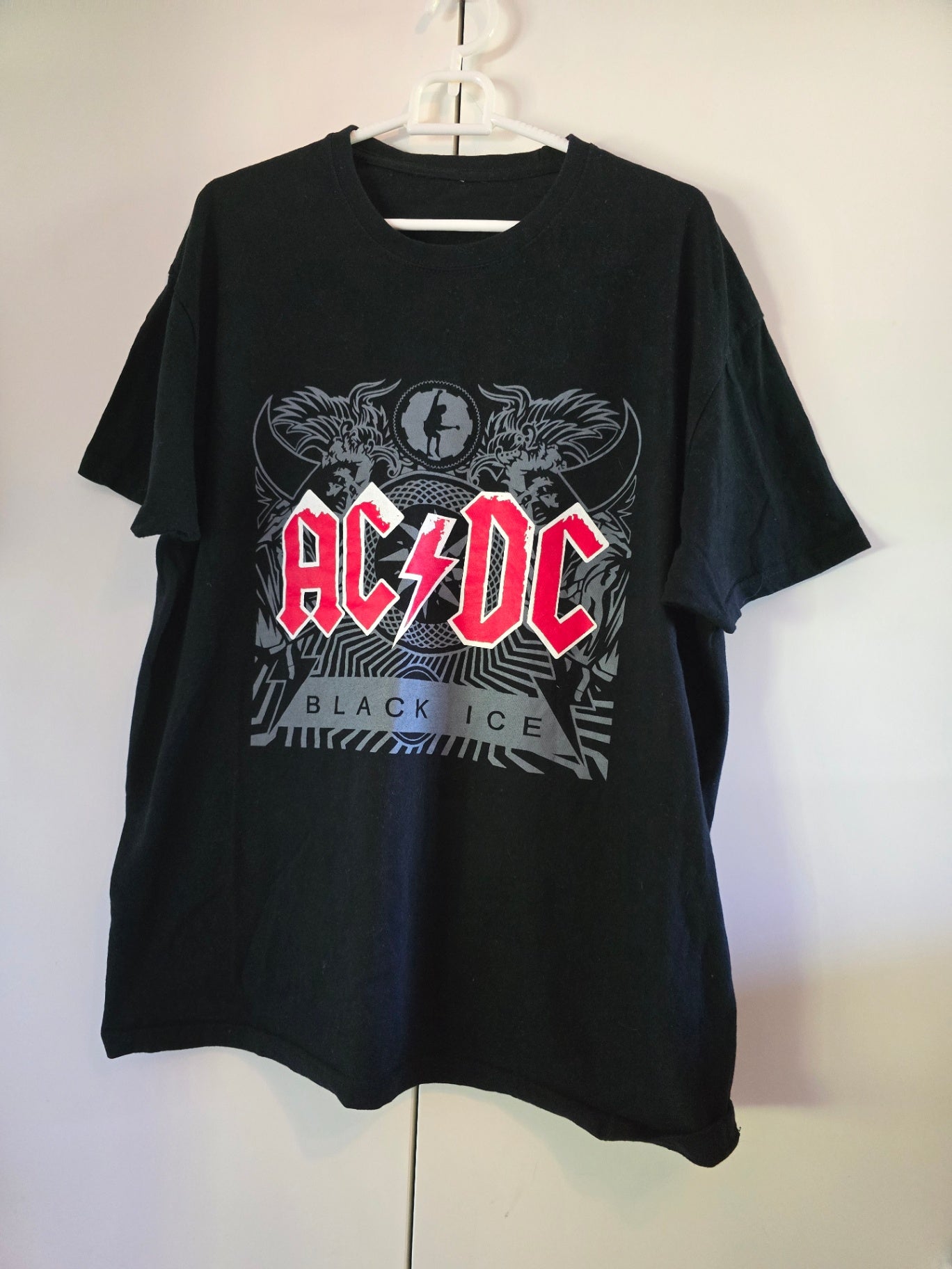 L - AC/DC bolur