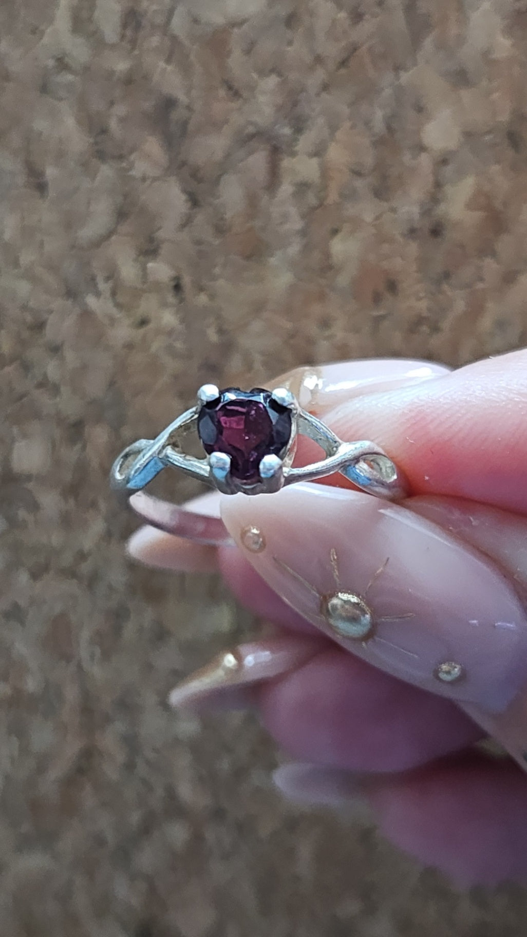 56 925 Sterling silver hringur hjartasteinn