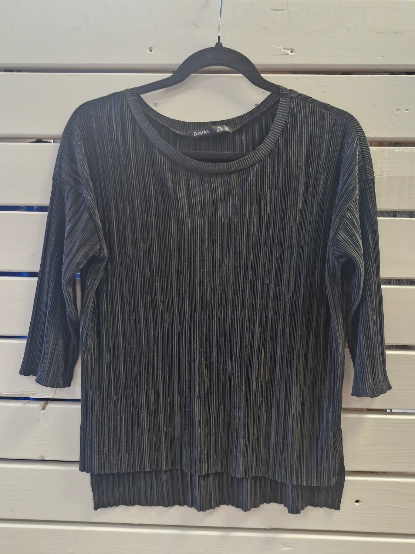 Bershka svartur bolur XS