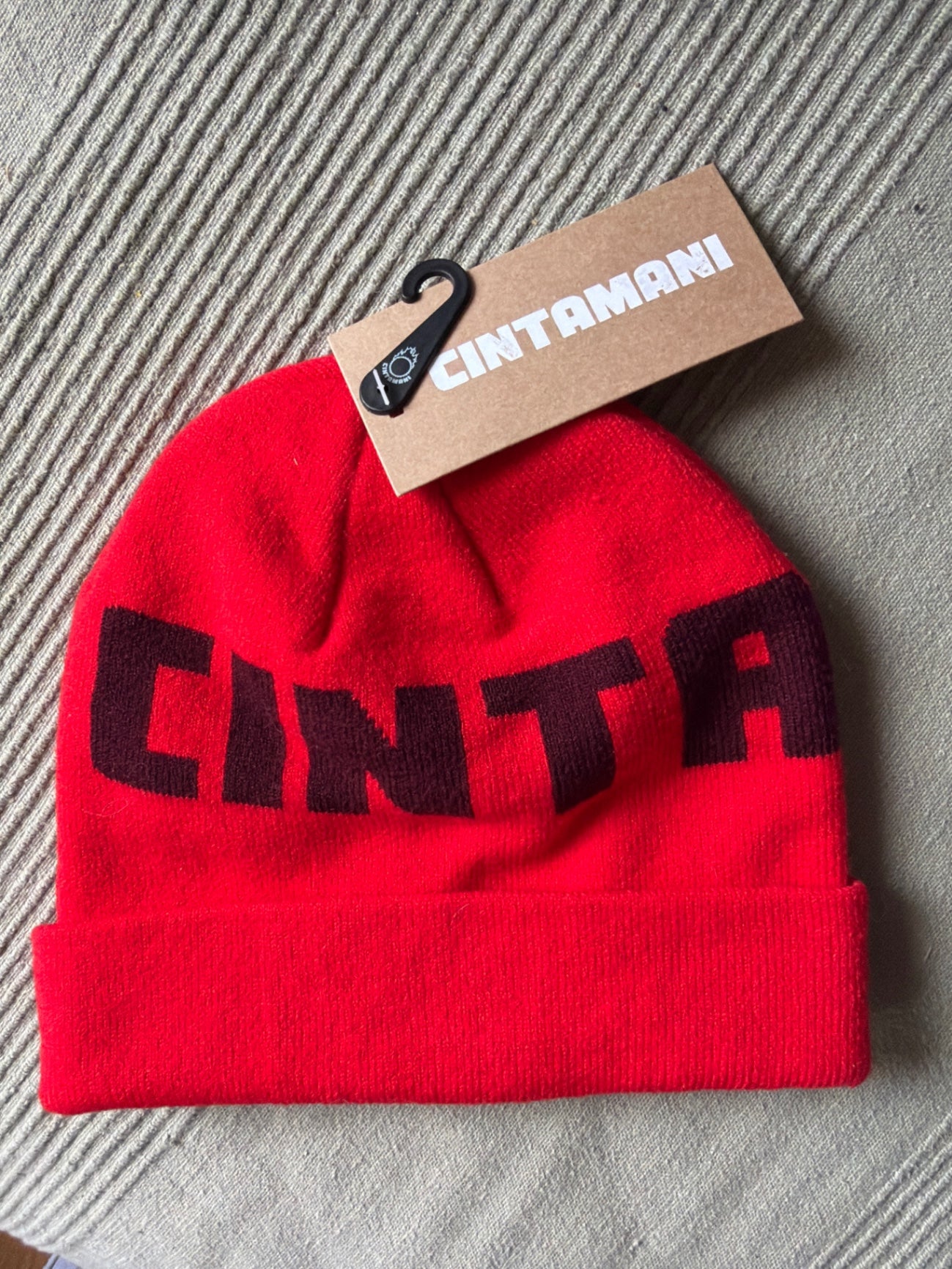 Cintamani hat red NEW One size