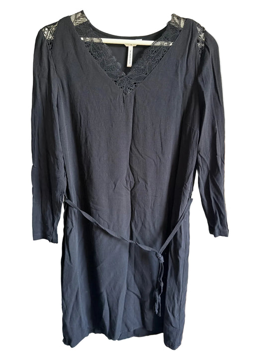 Object black dress 38