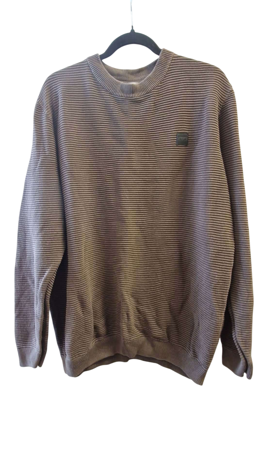 !Solid peysa XL