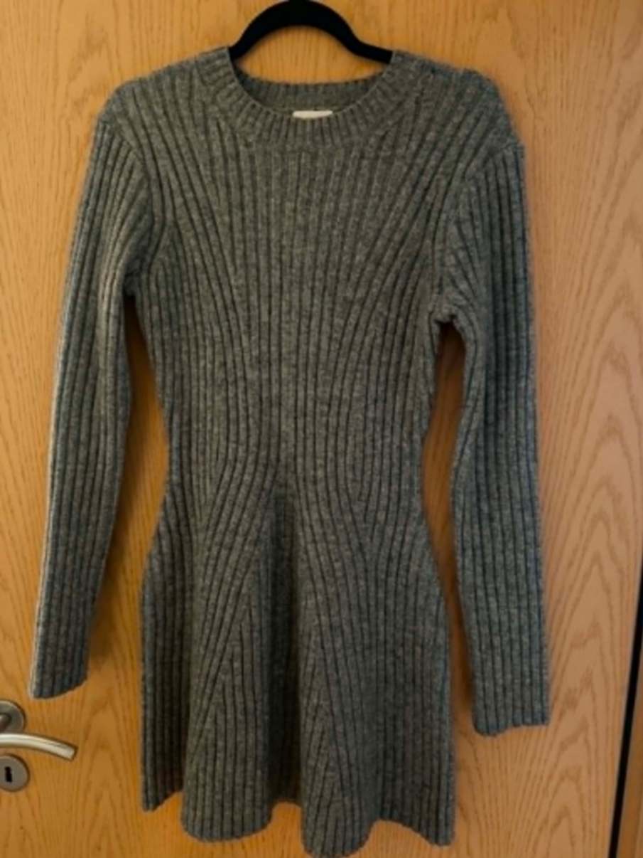 sweater dress 