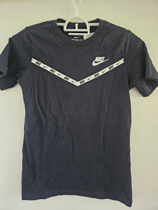 S barna-Nike bolur