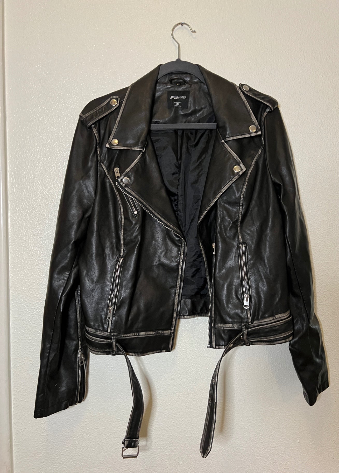 XL FBsister jakki