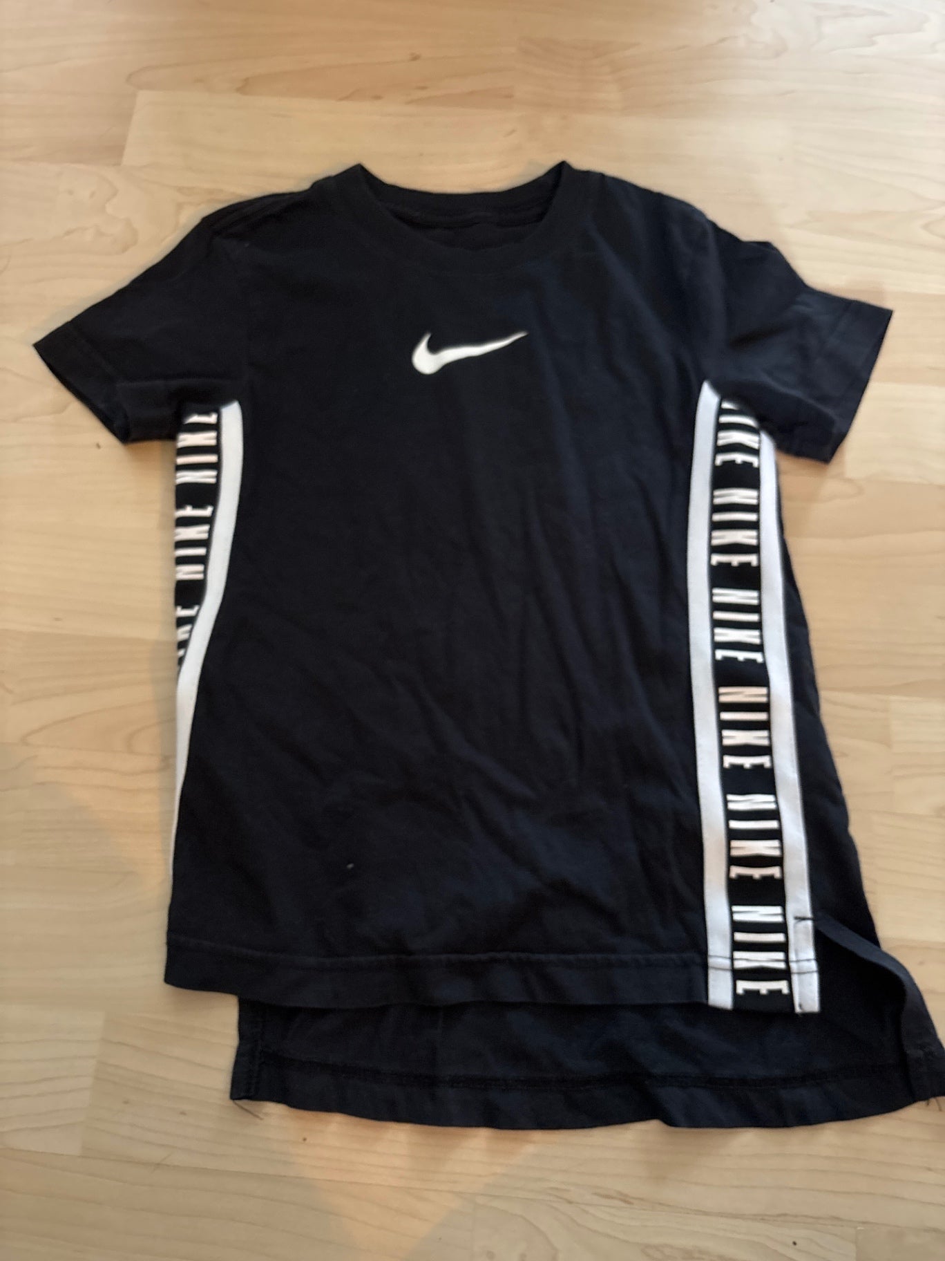 Nike bolur 128