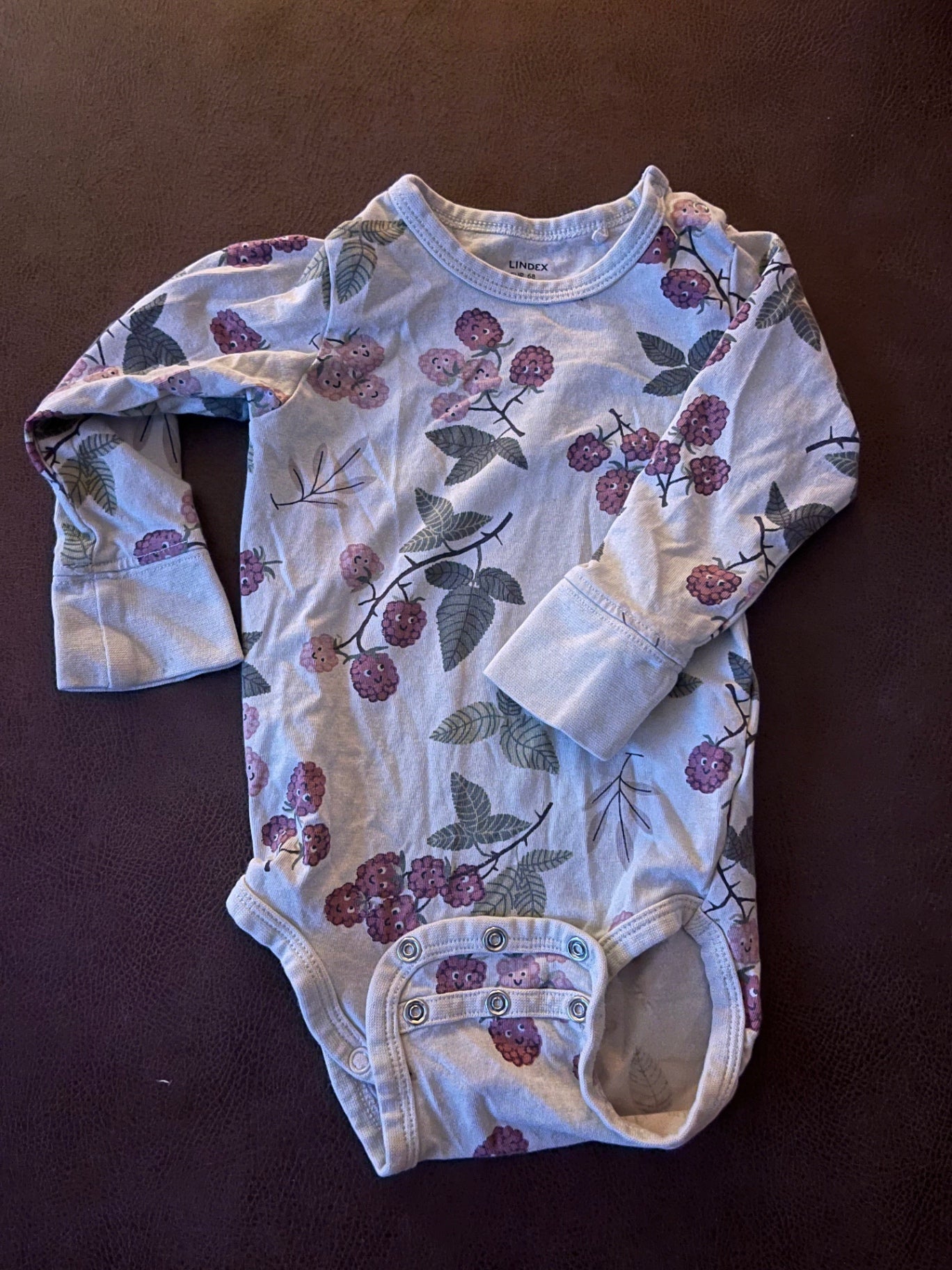 Lindex samfella 68