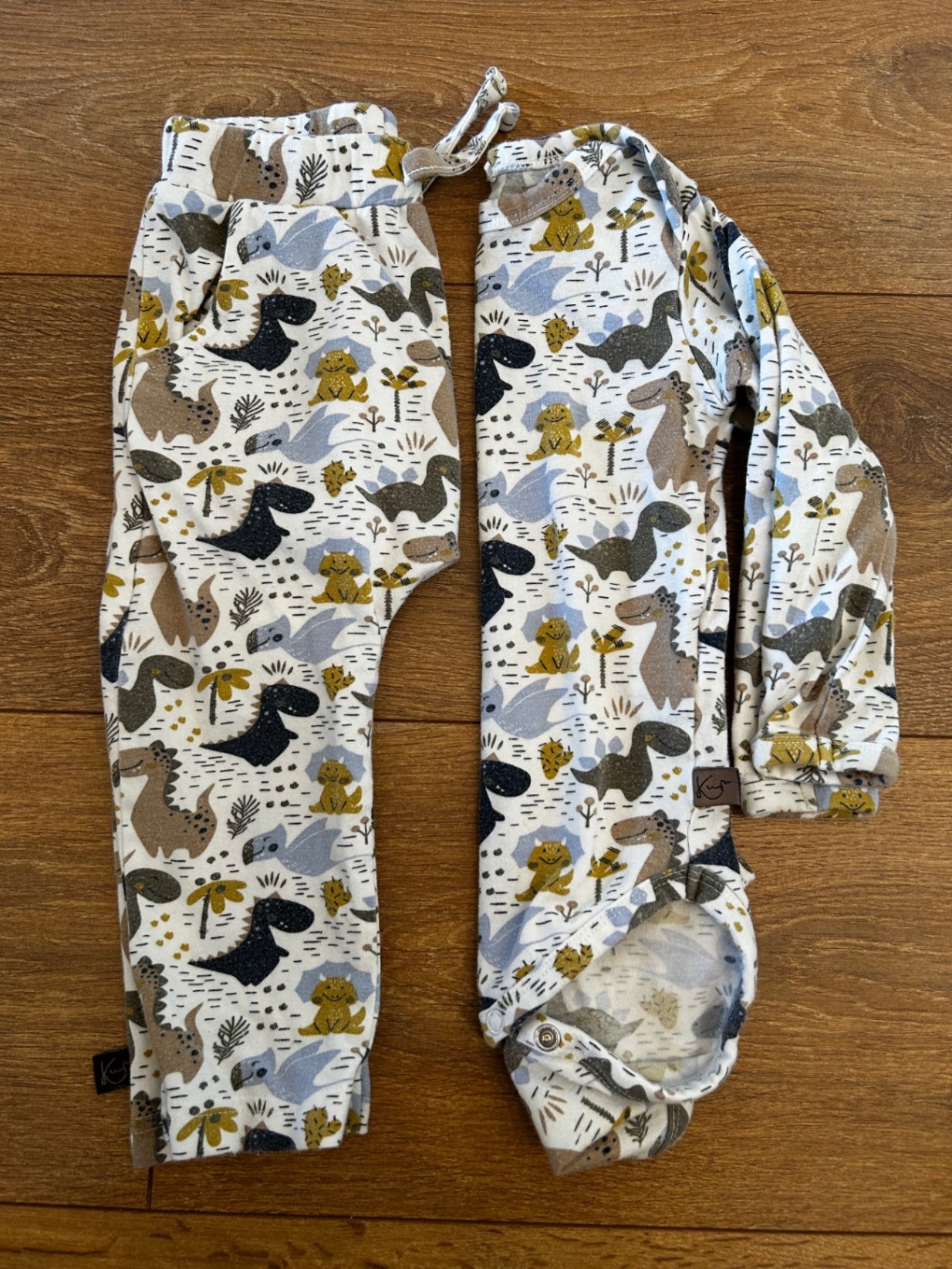 Sett síðermasamfella+buxur st.74