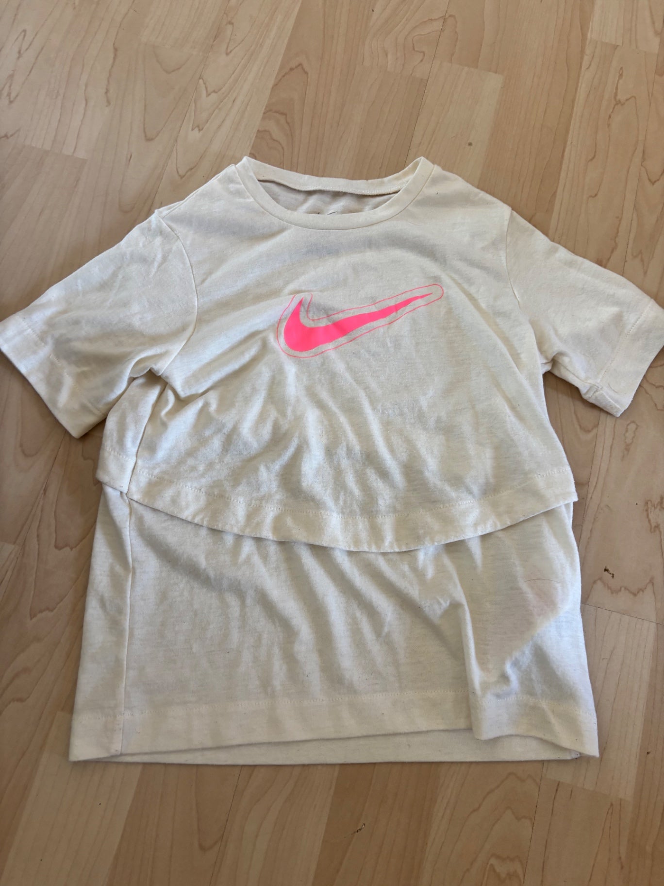 Nike bolur gulur 122-128
