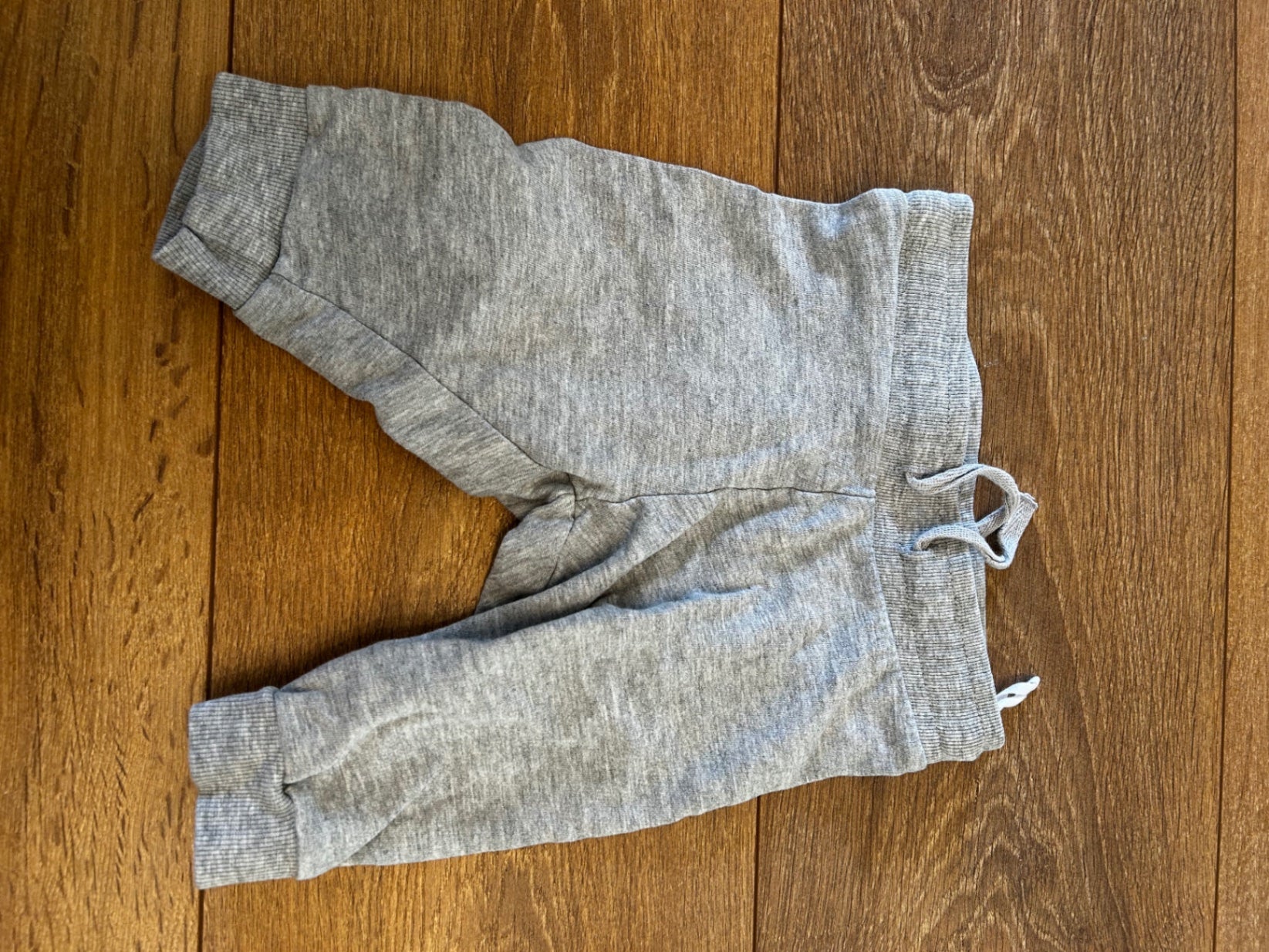 Joggingbuxur gráar st.62