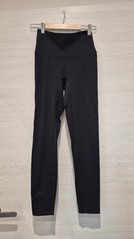 L Define The Line leggings