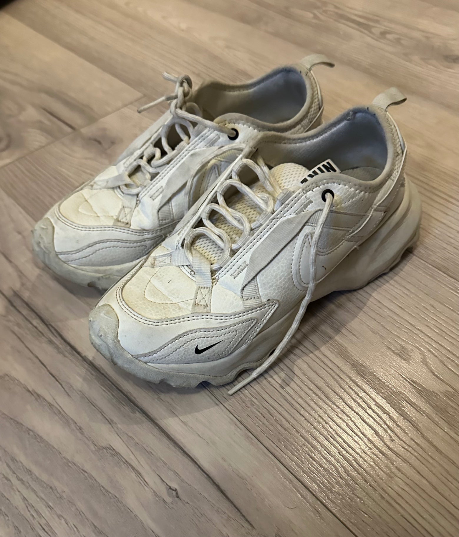 Nike strigaskór hvítir st: 38