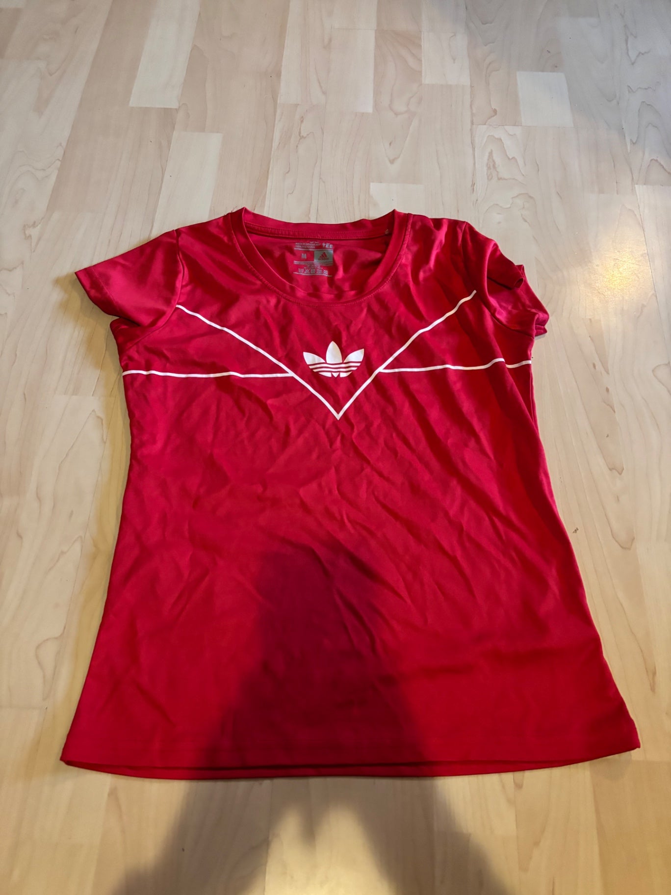 Adidas rauður M