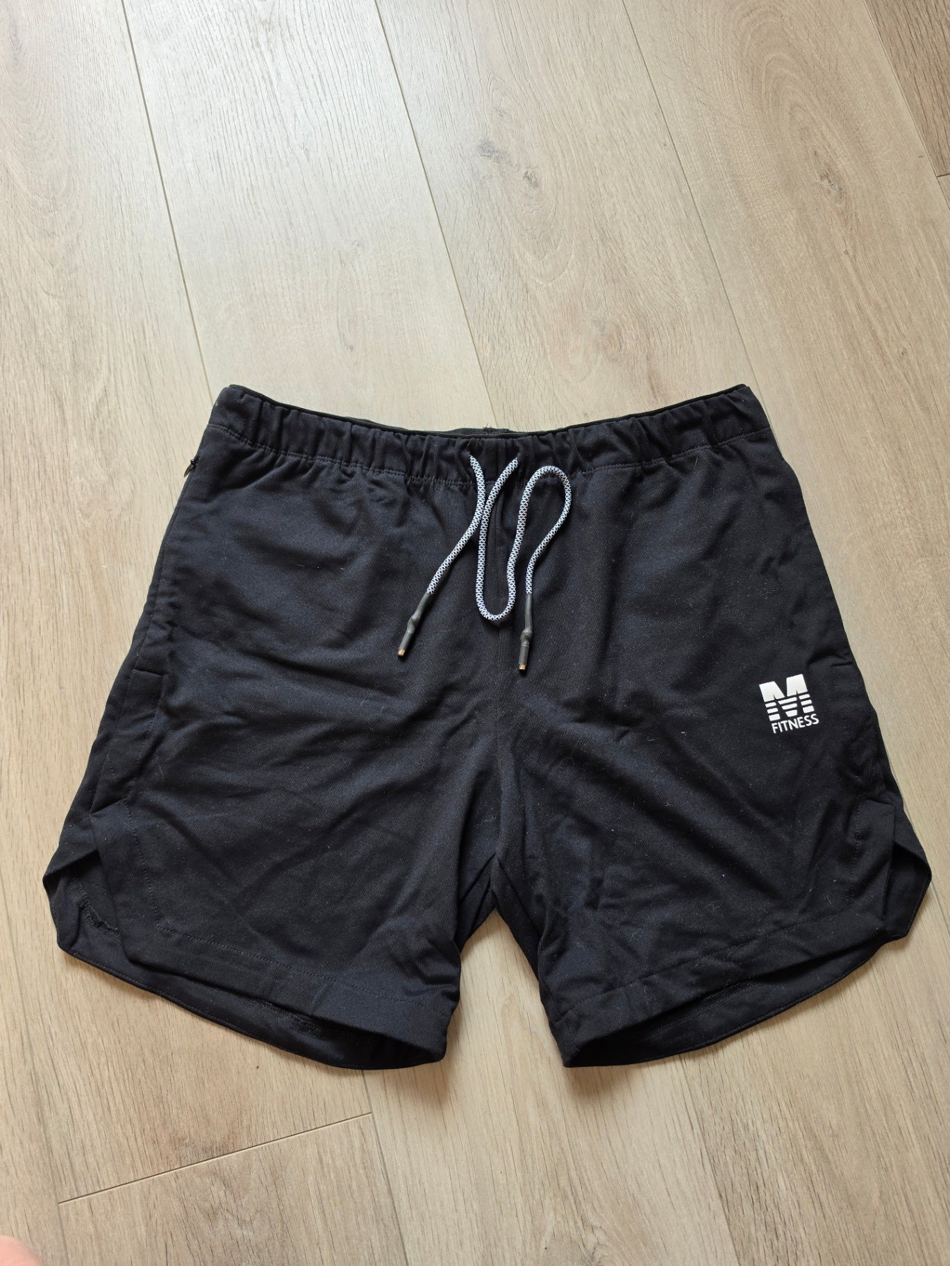 M fitness stuttbuxur (ónotaðar)