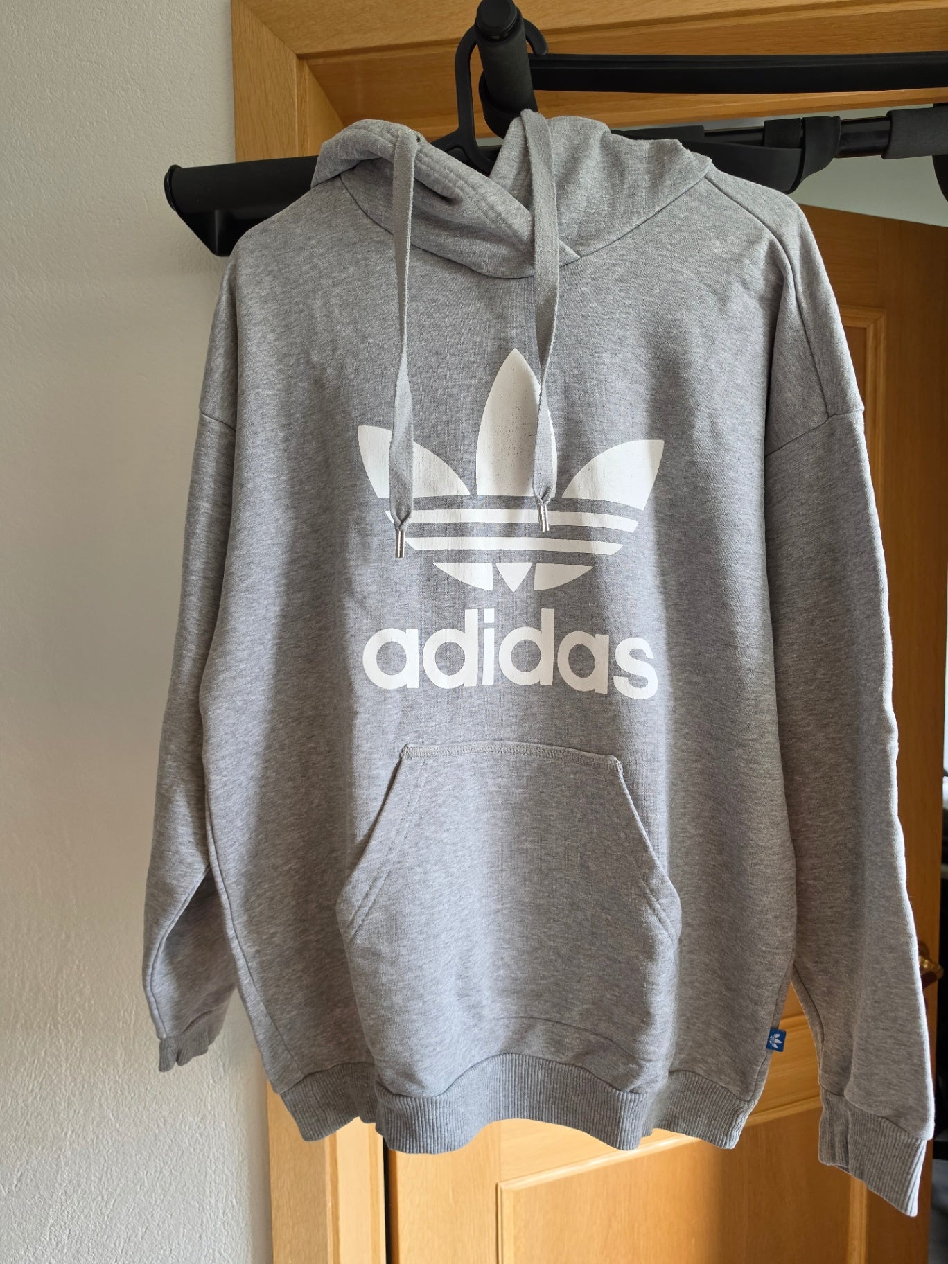 Adidas hettupeysa