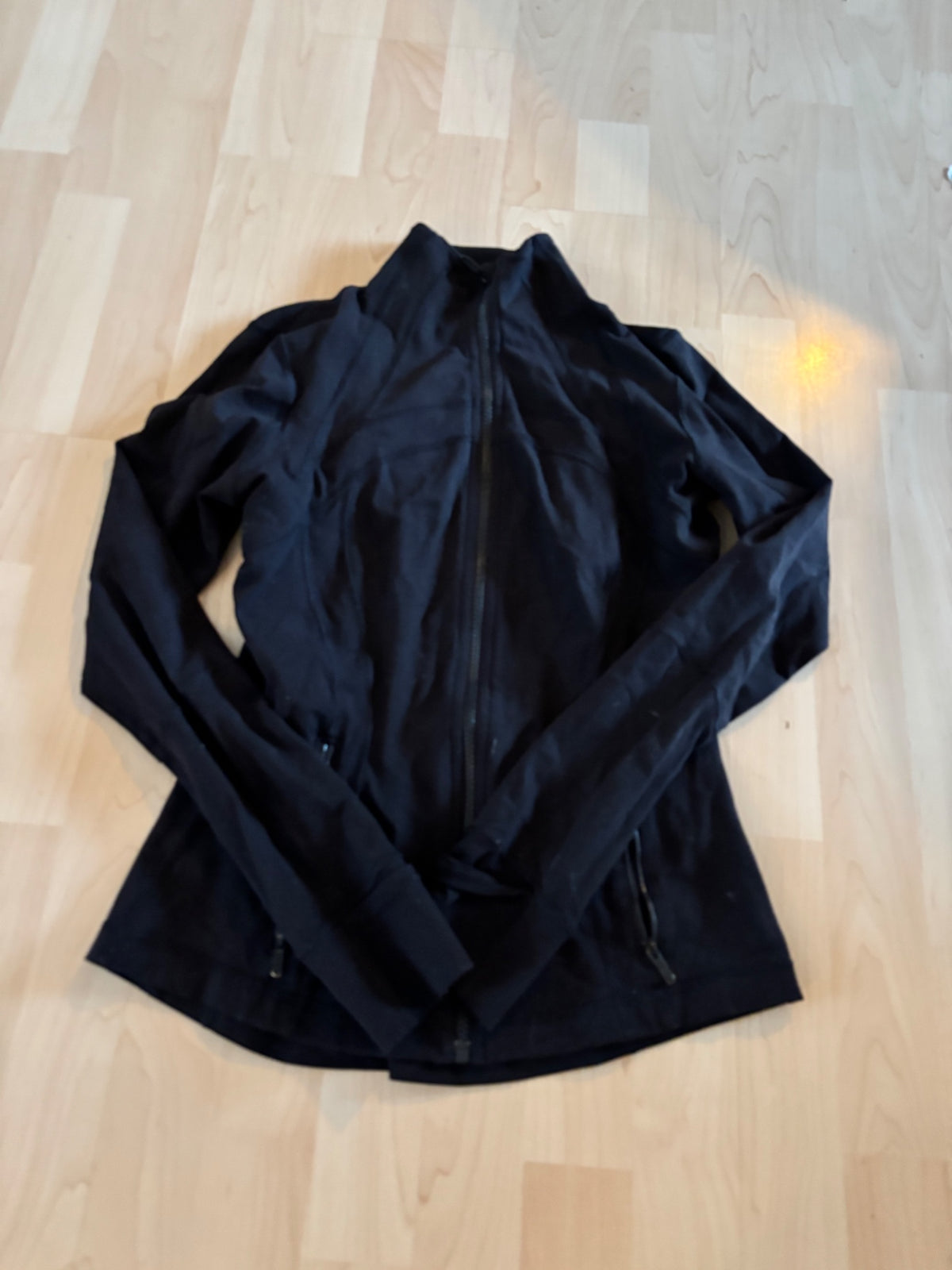 Lululemon peysa 