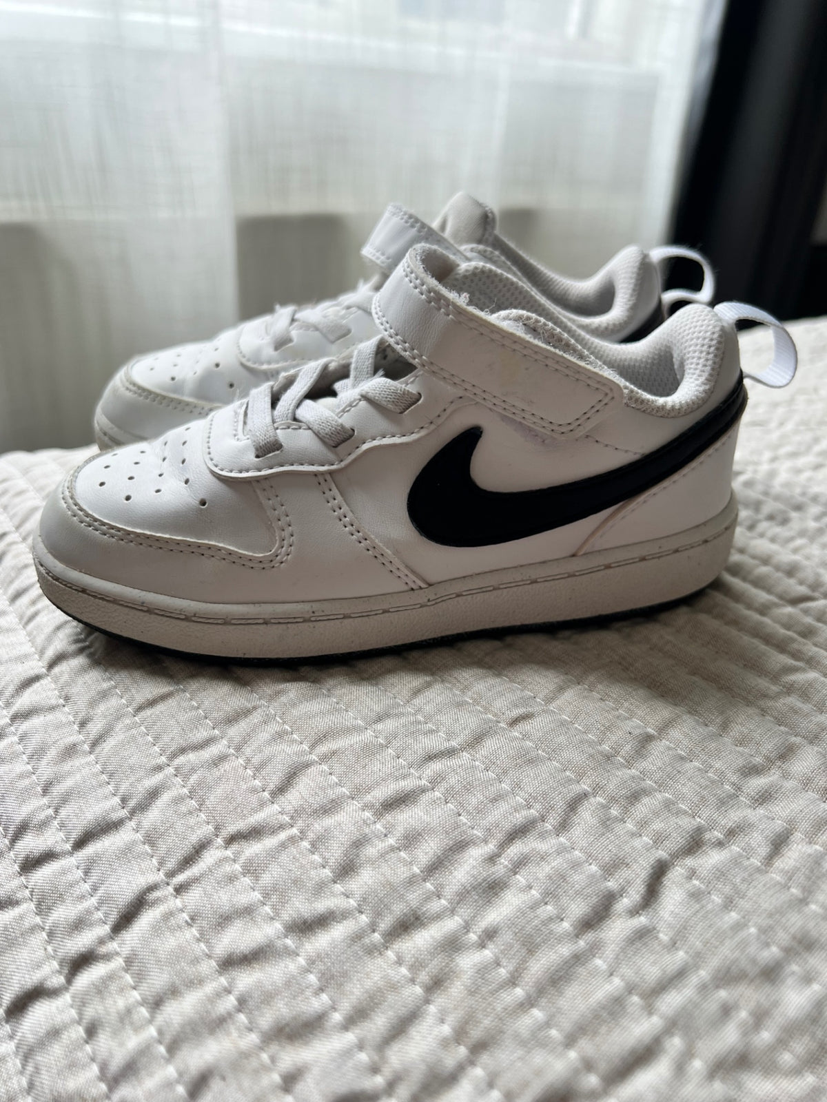 27 Nike skór
