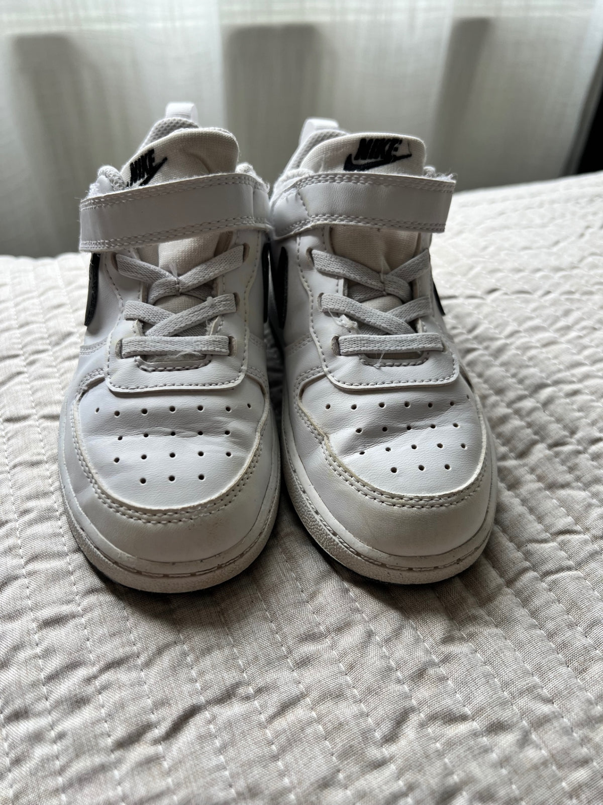 27 Nike skór