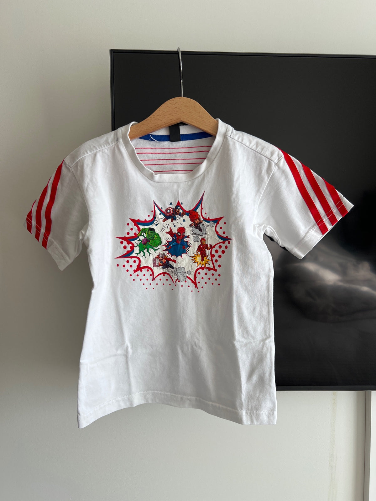 104 Adidas bolur