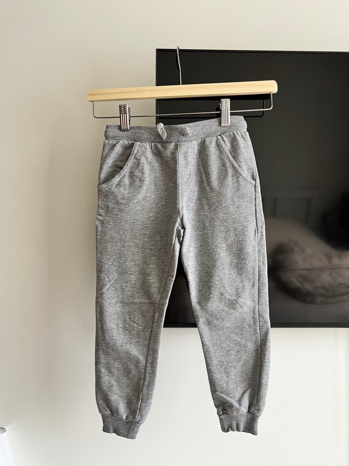 116 joggers grey