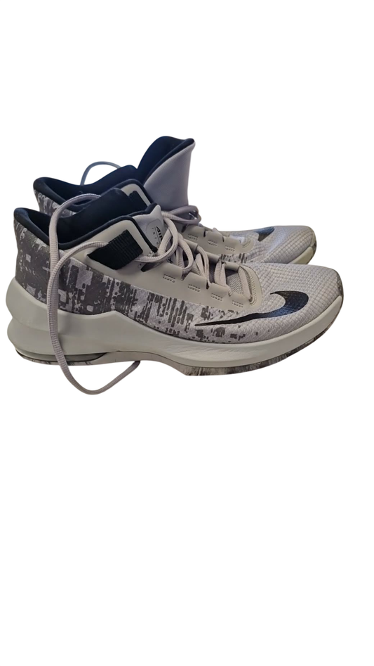 Nike AirMax infuriate 43 lítið notaðir