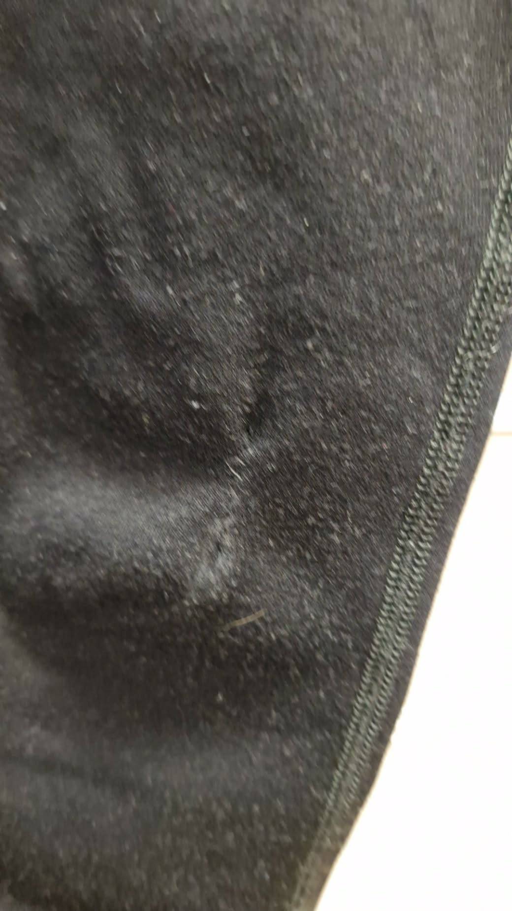 66n Frigg leggings 140 viðgerð á hné, sést á mynd