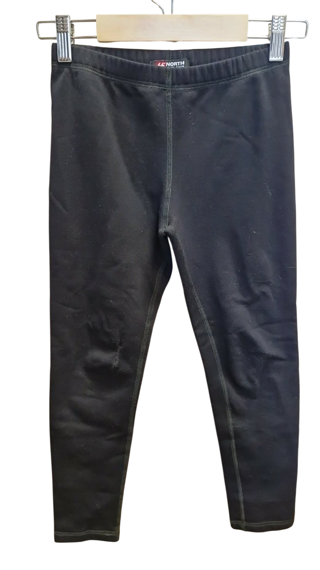 66n Frigg leggings 140 viðgerð á hné, sést á mynd
