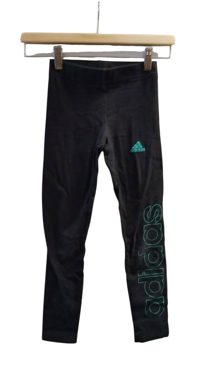Adidas buxur 128