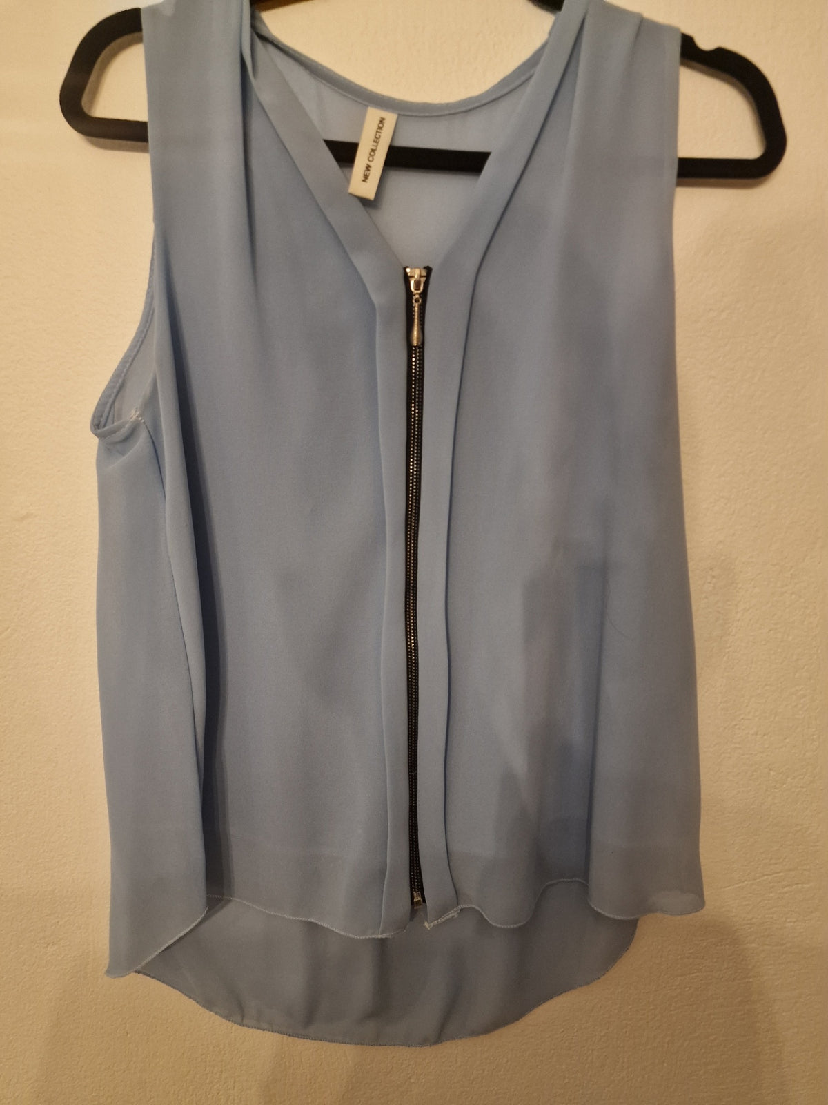 Blà skyrta rennd M/L