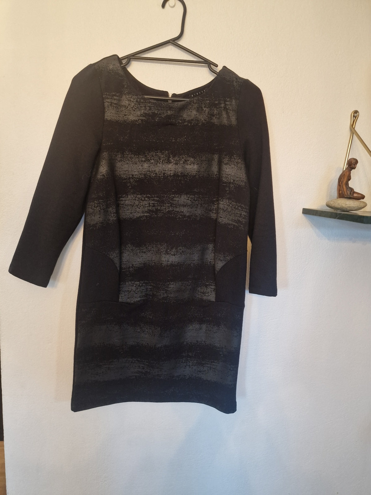 Sisley S/M