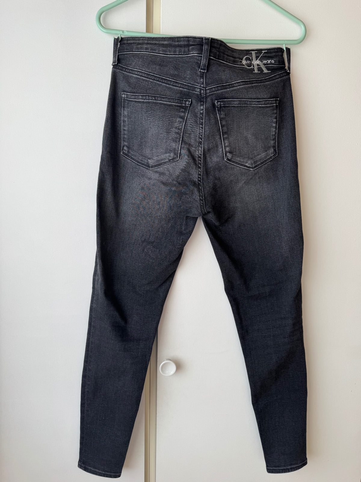 Calvin Klein buxur 28 HW