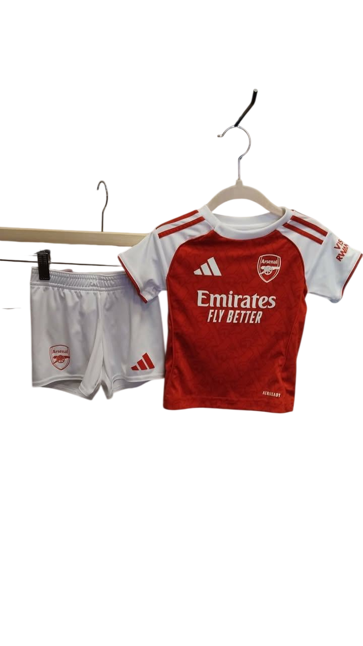 Arsenal sett9-12M