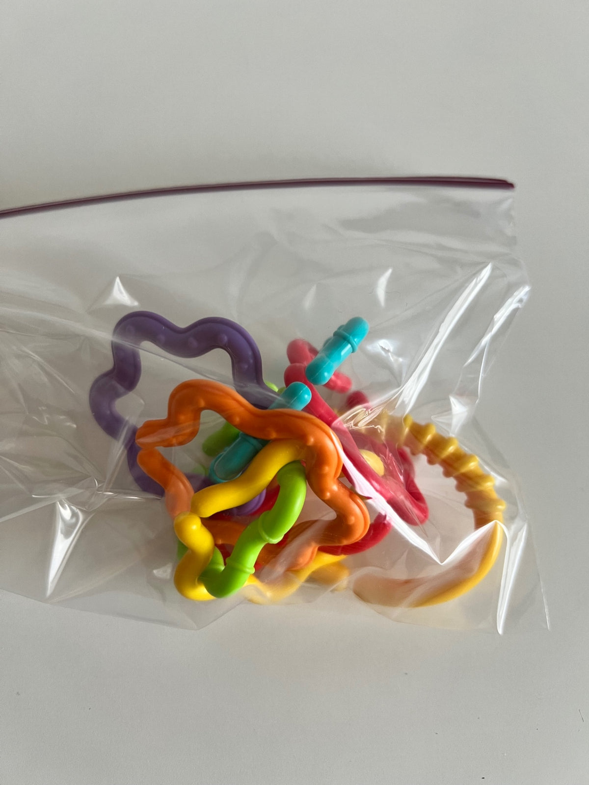 Chain toy