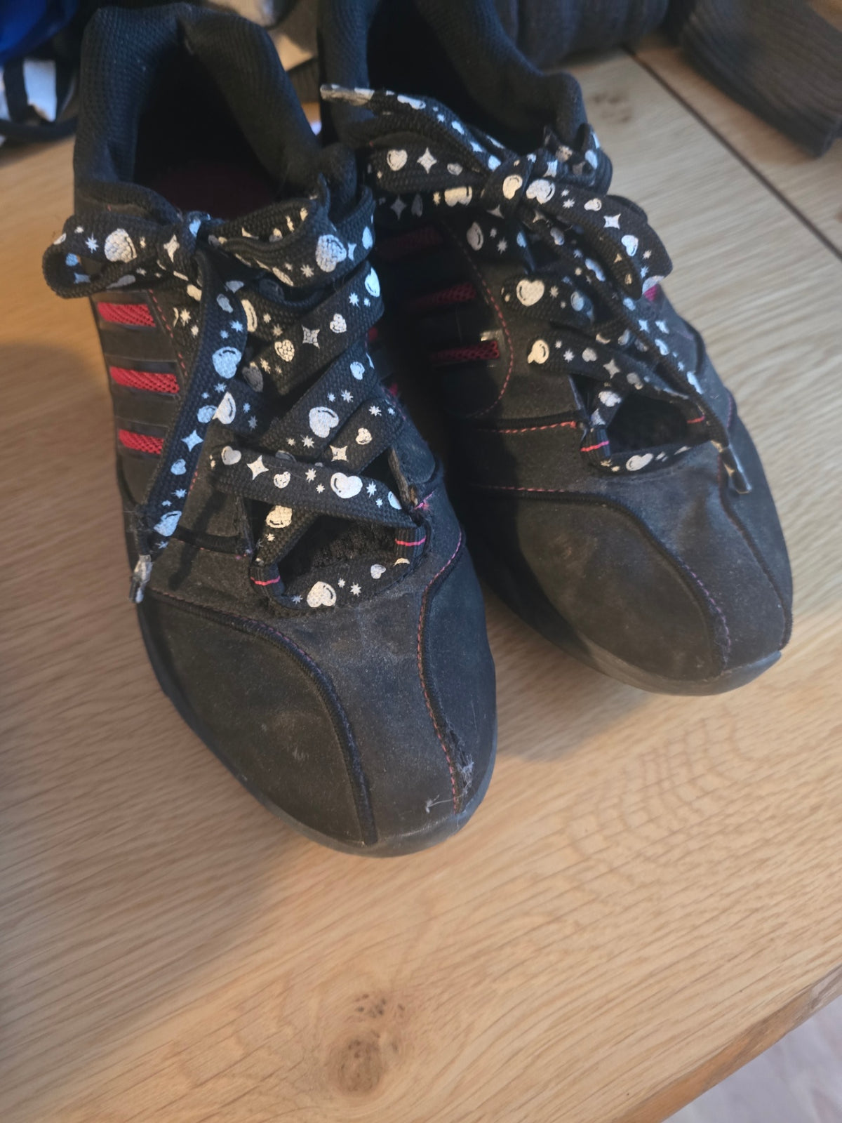 38 Adidas skór