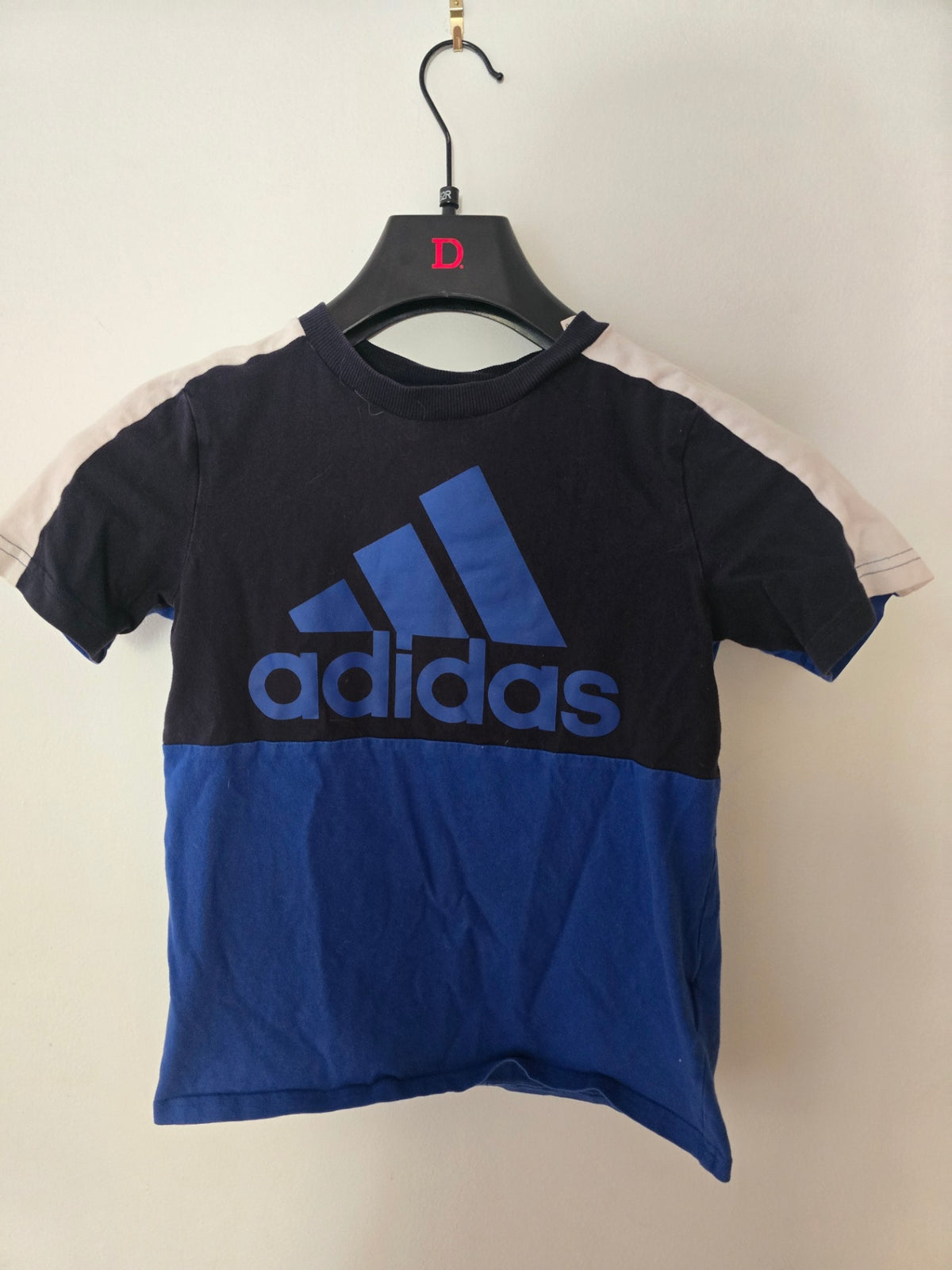 7-8 ára adidas bolur