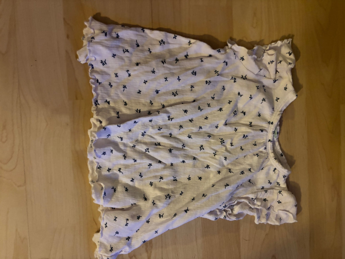 (74) hvítur bolur 