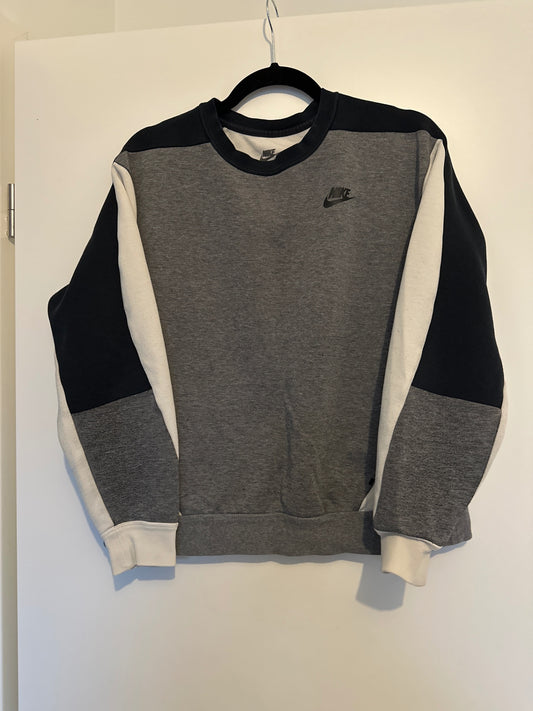 Nike peysa st.L