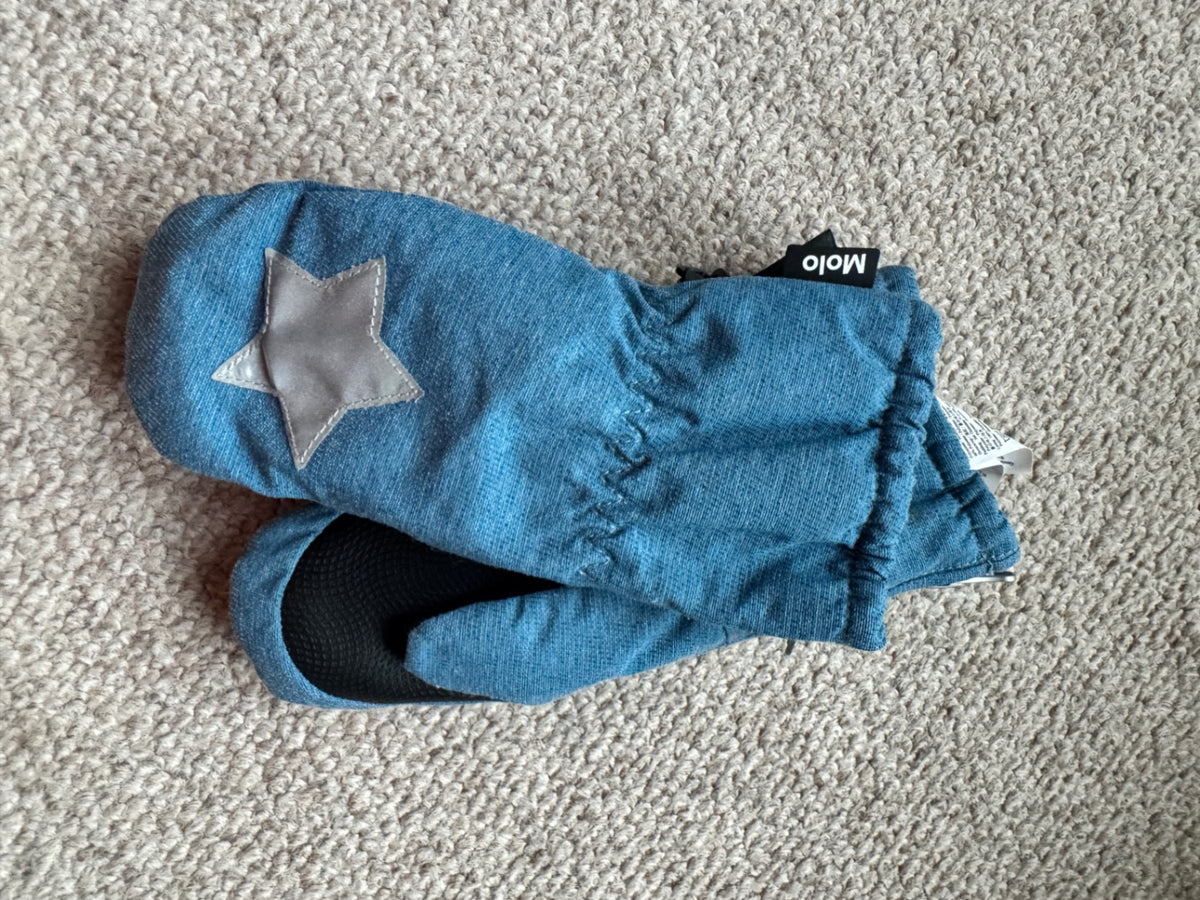 Molo hanskar nytt 1-2