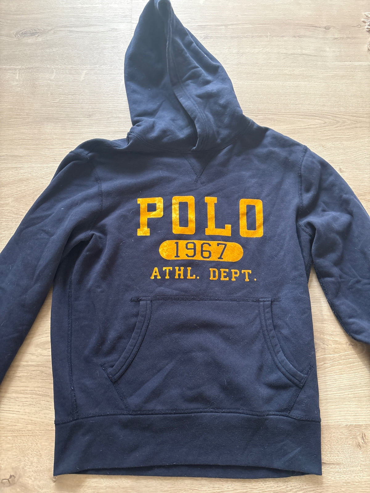 Polo dökkblá hettupeysa (stærð M)