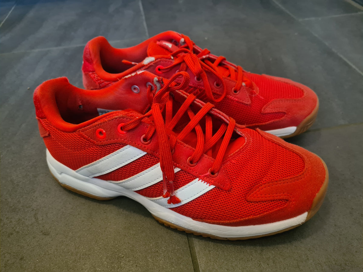 Adidas innanhússkór st. 38 2/3