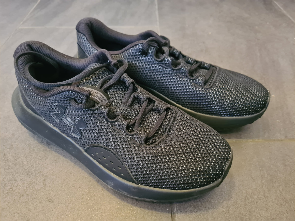 Under Armour skór st. 39 (2x notaðir)